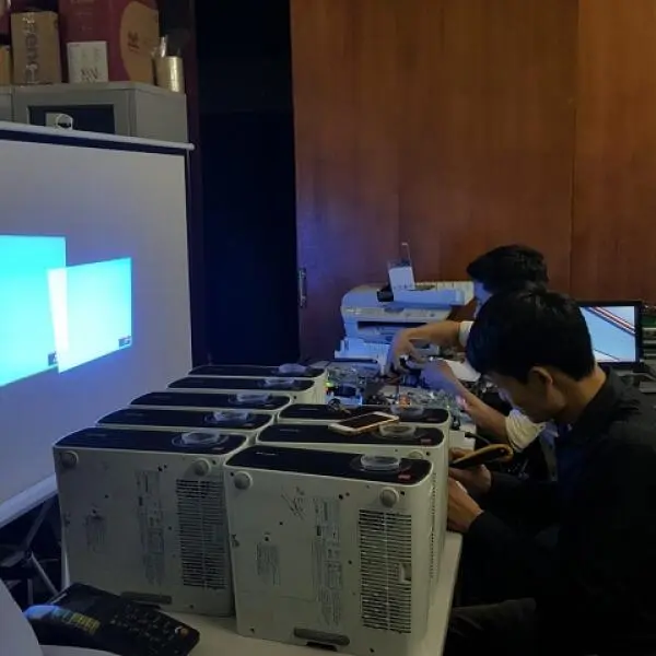 Tìm hiểu các lỗi thường gặp khi sửa máy chiếu tại Bạc Liêu