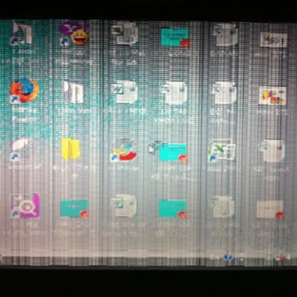 [Khắc Phục] Máy Chiếu Xuất Hiện Sọc Dọc NHANH NHẤT